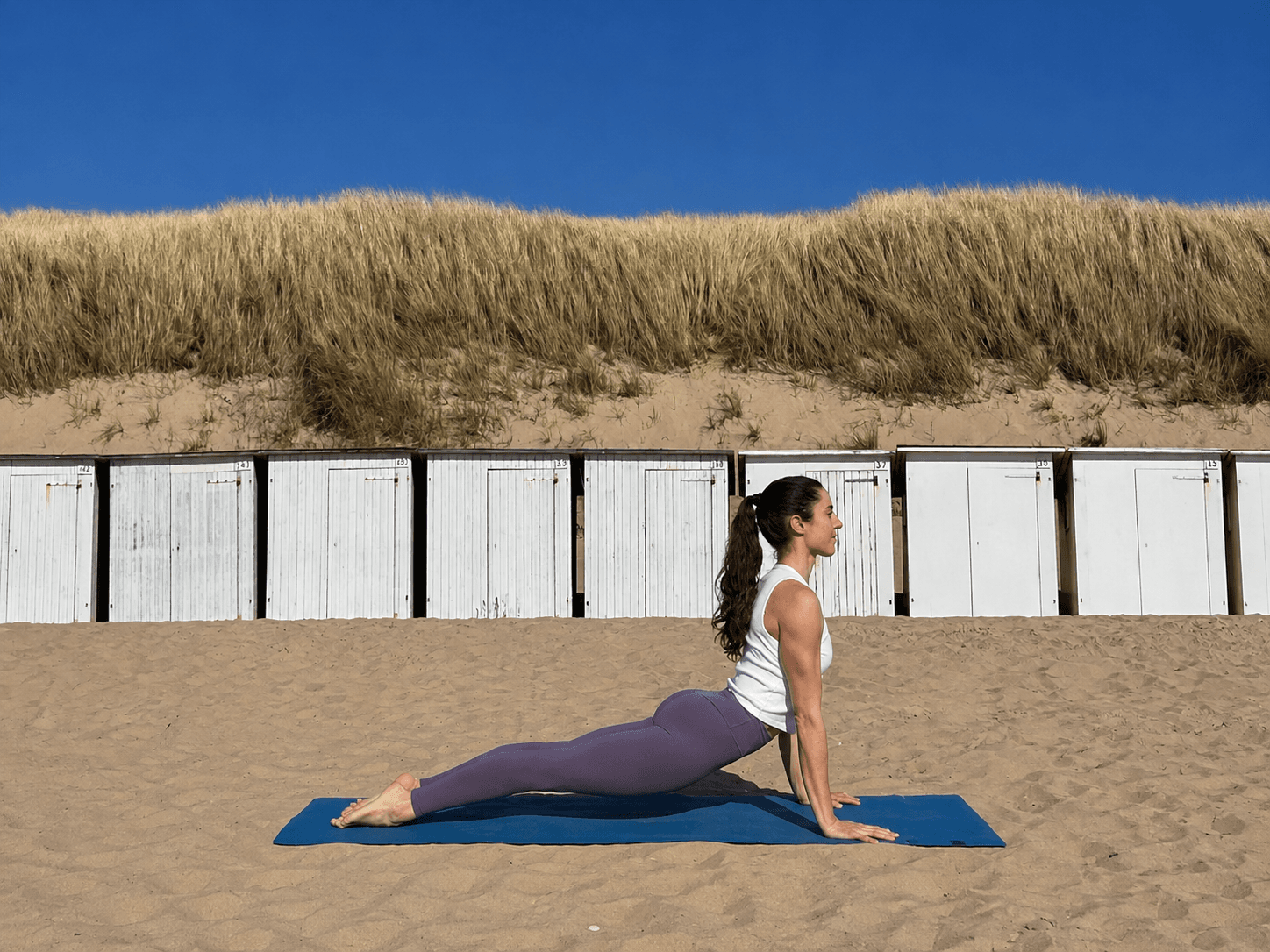 Yoga on the beach at Heiloo